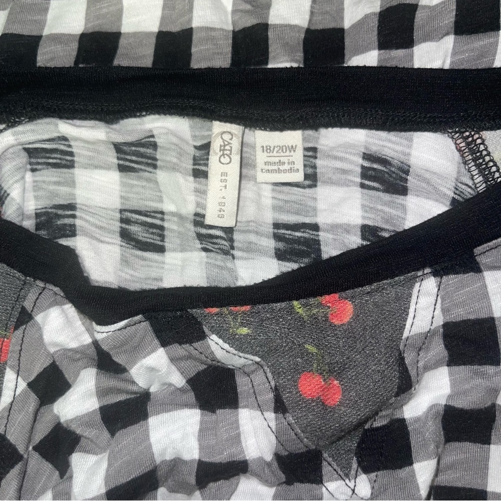 Cato Fashions black & white checkered cherry print top/shirt
size 18/20W - Picture 5 of 5